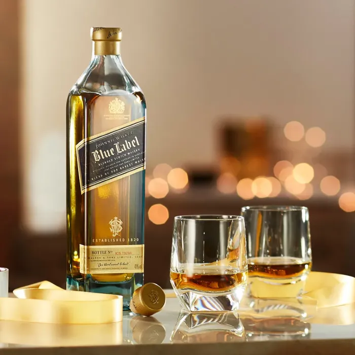 Johnnie Walker Blue Label Honey Yellow Whisky